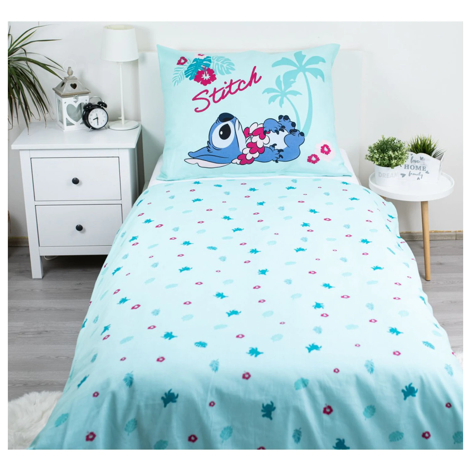 Disney Stitch Hawaii Duvet Cover product photo