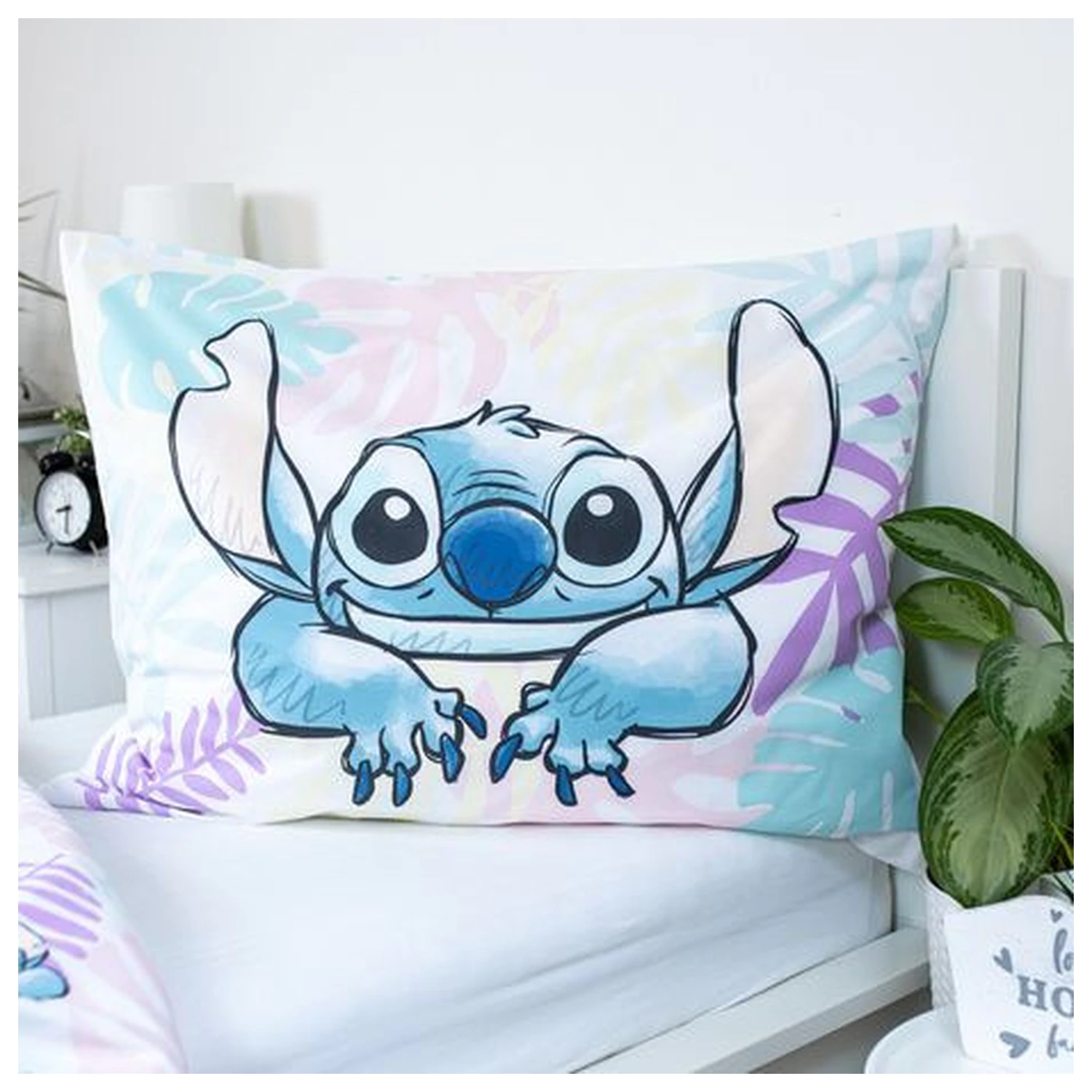 Disney Stitch Leaves Duvet Cover product photo