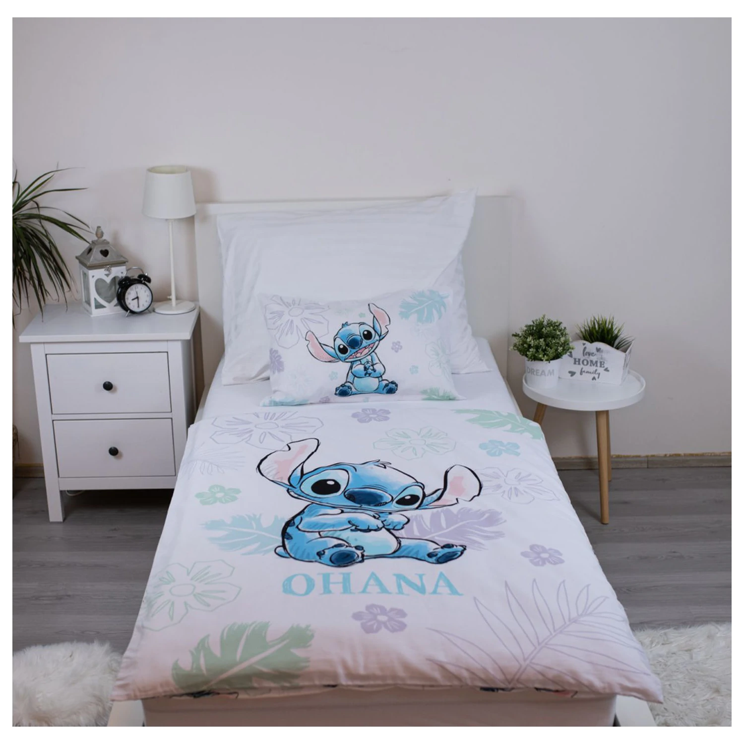 Disney Stitch Ohana White Kids' Duvet Cover product photo