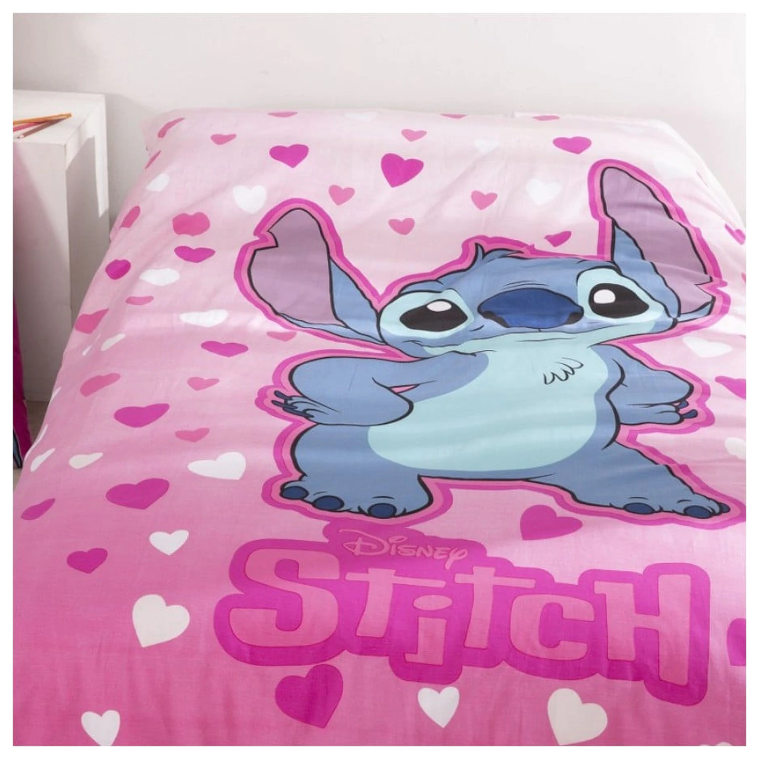 Disney Stitch Rose Heart duvet cover product photo