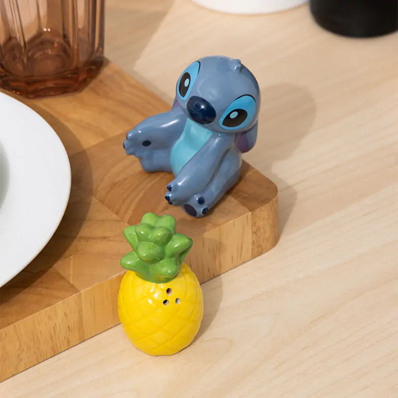 Disney Stitch Salt & Pepper Shakers set 7cm termékfotó