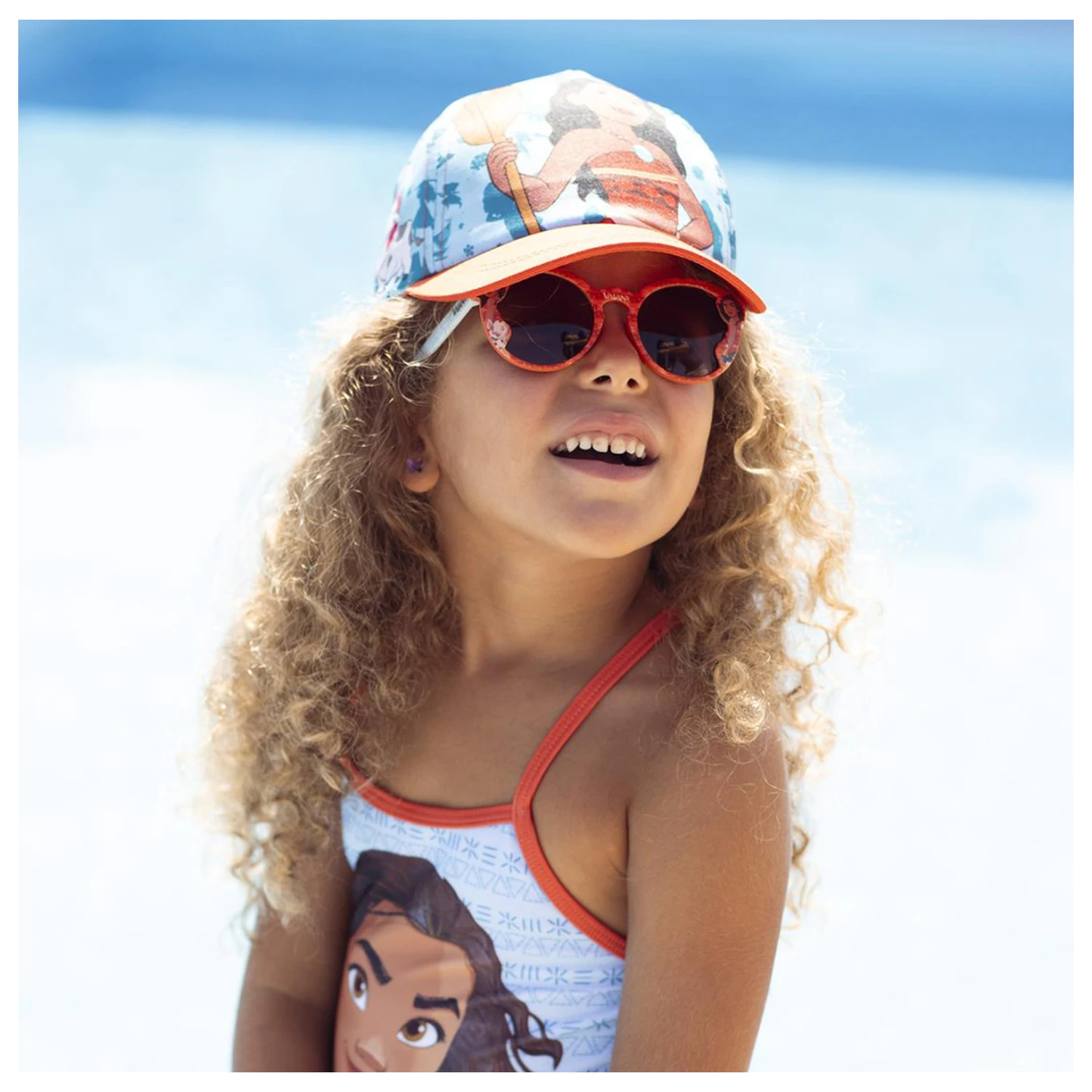 Disney Moana Pua and Heihei sunglasses product photo