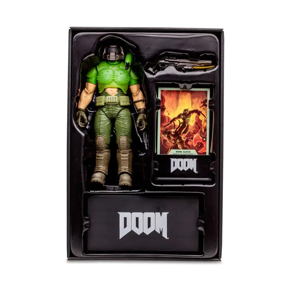Doom Eternal Action Figure Doom Slayer Classic (Glow In The Dark Edition) Gold Label 18 cm product photo