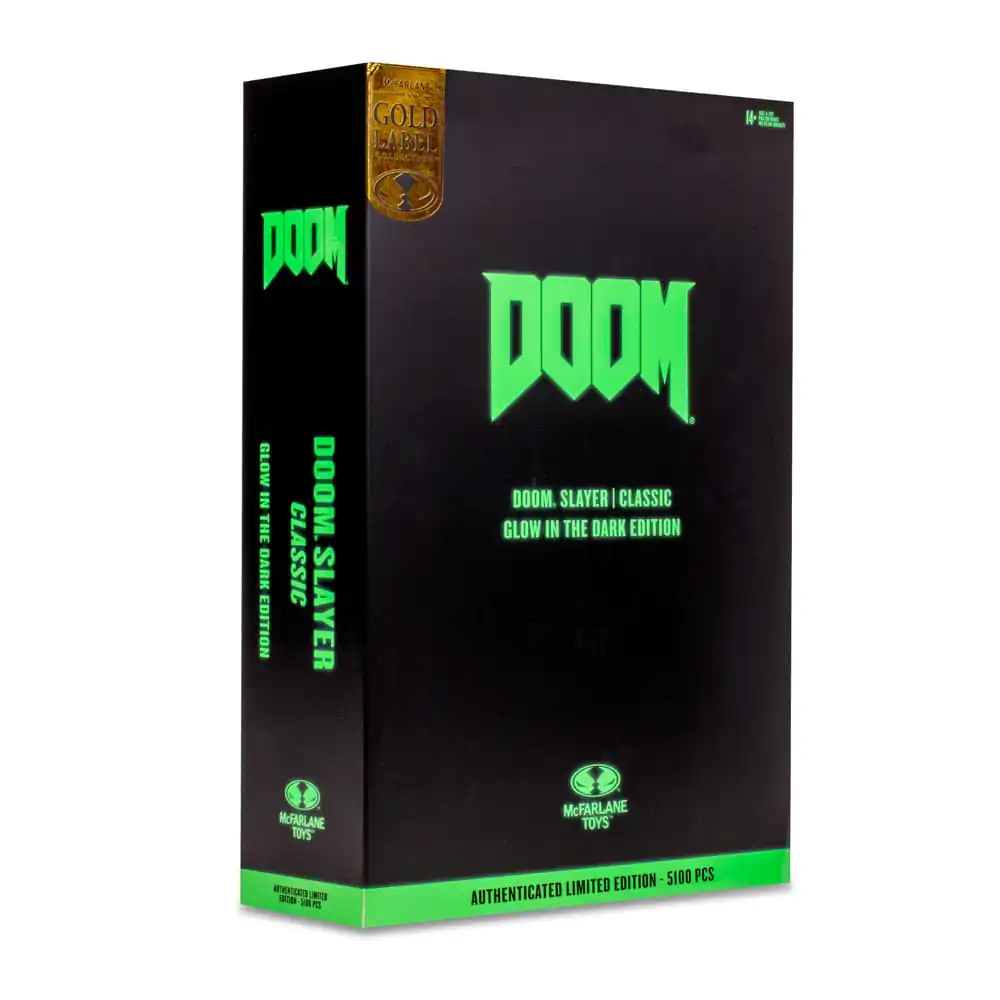 Doom Eternal Action Figure Doom Slayer Classic (Glow In The Dark Edition) Gold Label 18 cm product photo