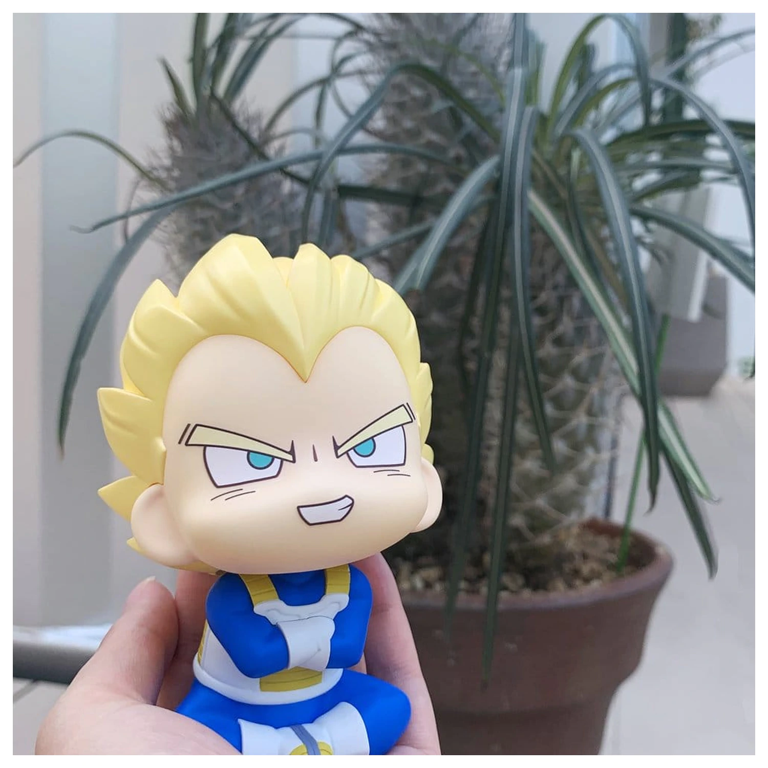 Dragon Ball DAIMA Look Up PVC Figure Super Saiyan Vegeta (mini) 11 cm product photo