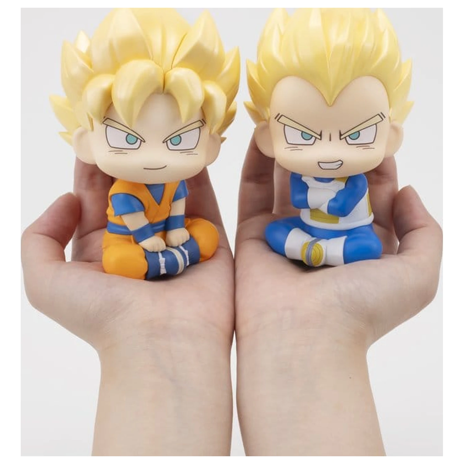 Dragon Ball DAIMA Look Up PVC Figures 2-Pack Super Saiyan Son Goku (mini) & Super Saiyan Vegeta (mini) 11 cm (with gift) product photo