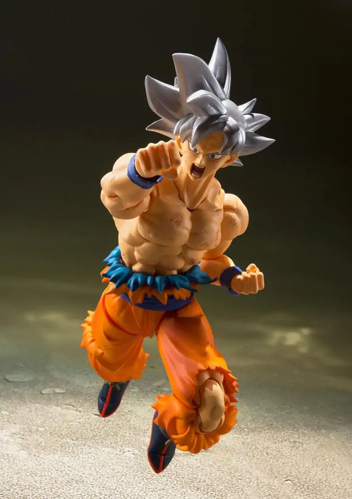 Dragon Ball Super S.H. Figuarts Action Figure Son Goku Ultra Instinct 14 cm termékfotó