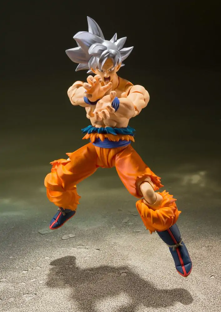 Dragon Ball Super S.H. Figuarts Action Figure Son Goku Ultra Instinct 14 cm termékfotó