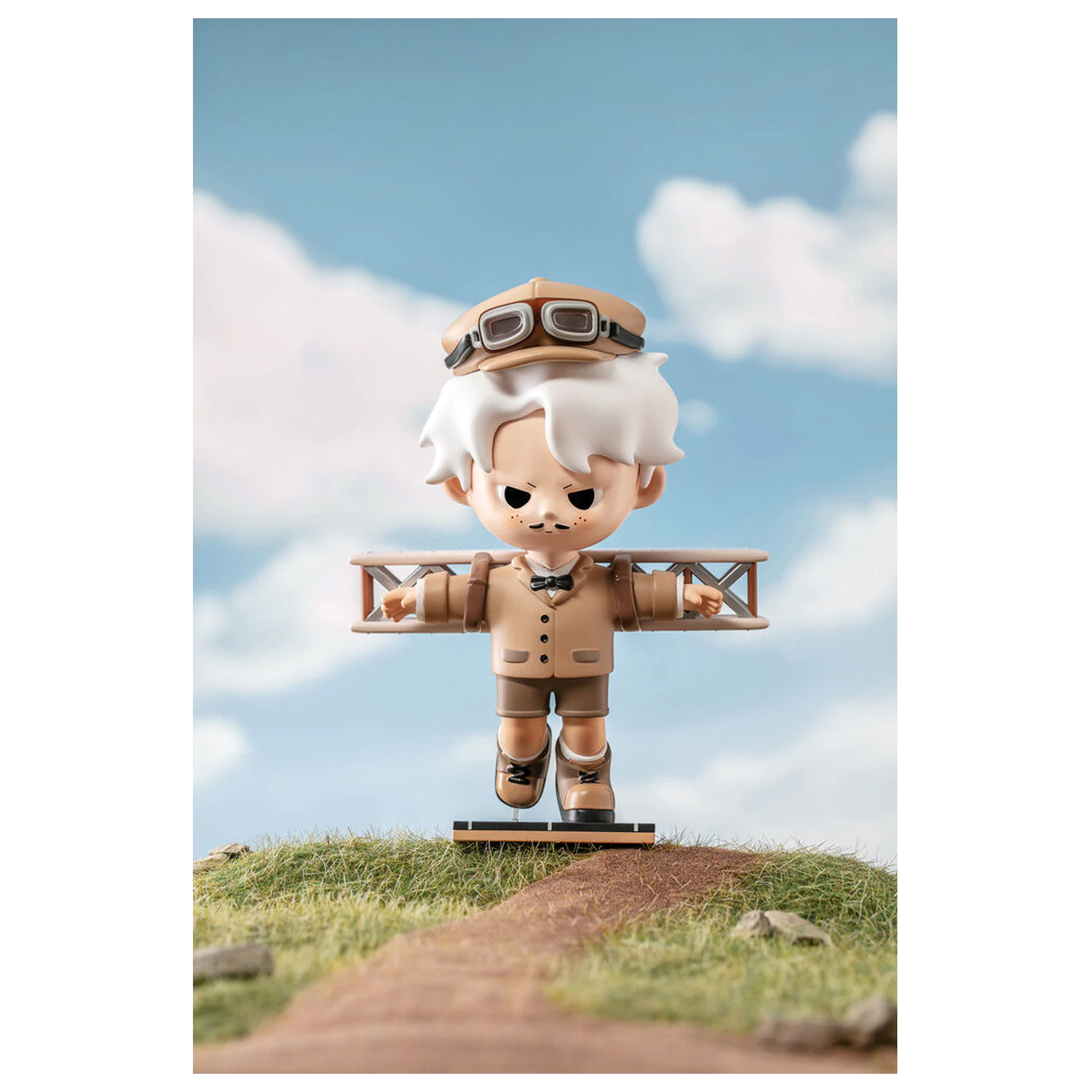 Dream Boy Flyer figure 18cm product photo