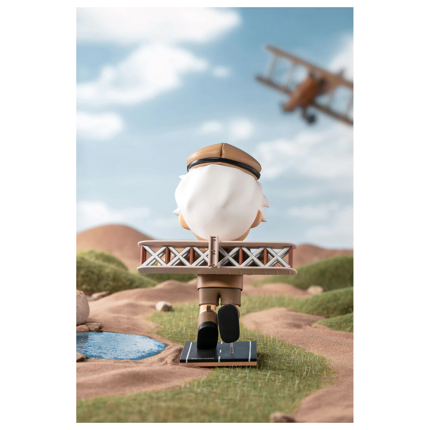 Dream Boy Flyer figure 18cm product photo