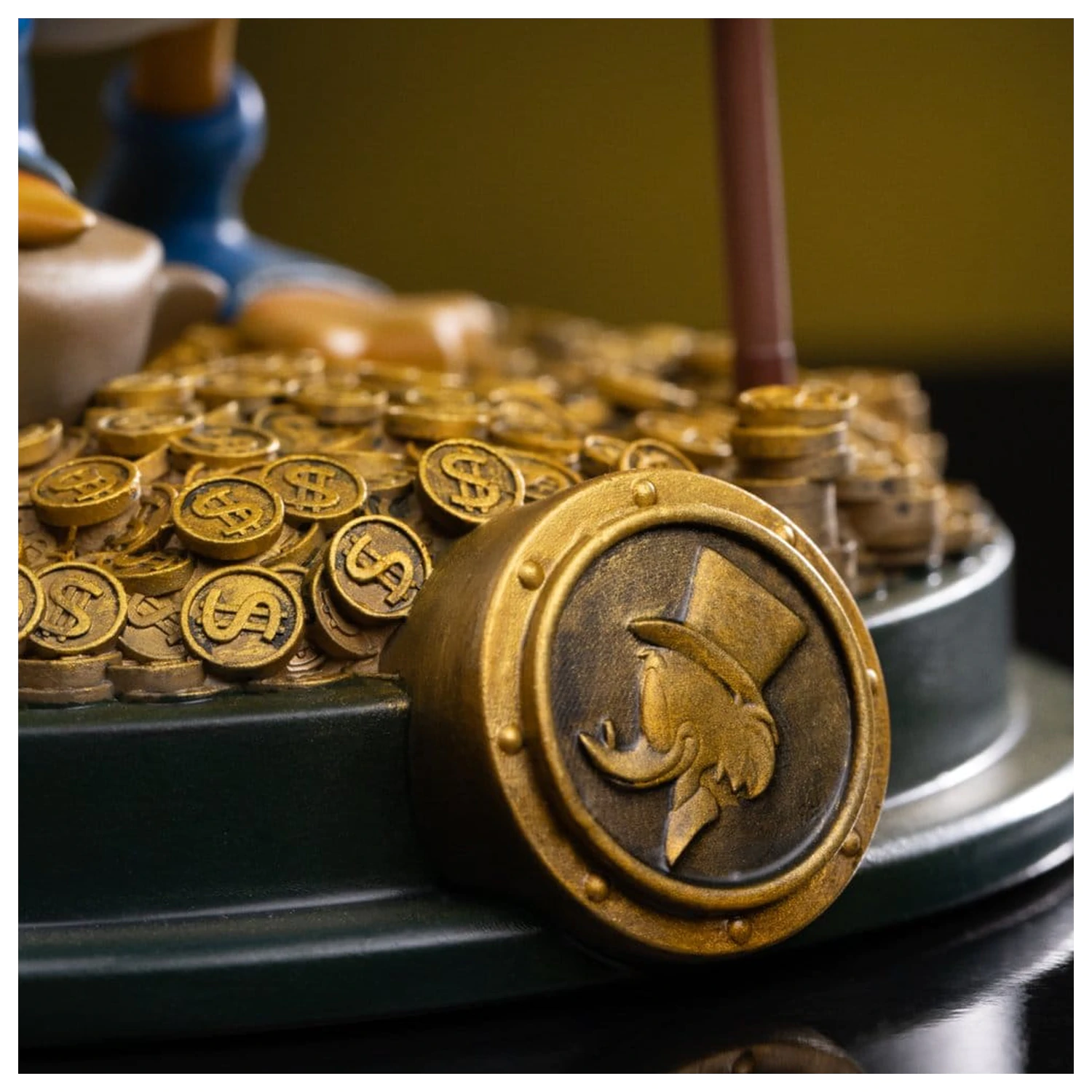 Duck Tales Art Scale Statue 1/10 Uncle Scrooge McDuck 17 cm product photo