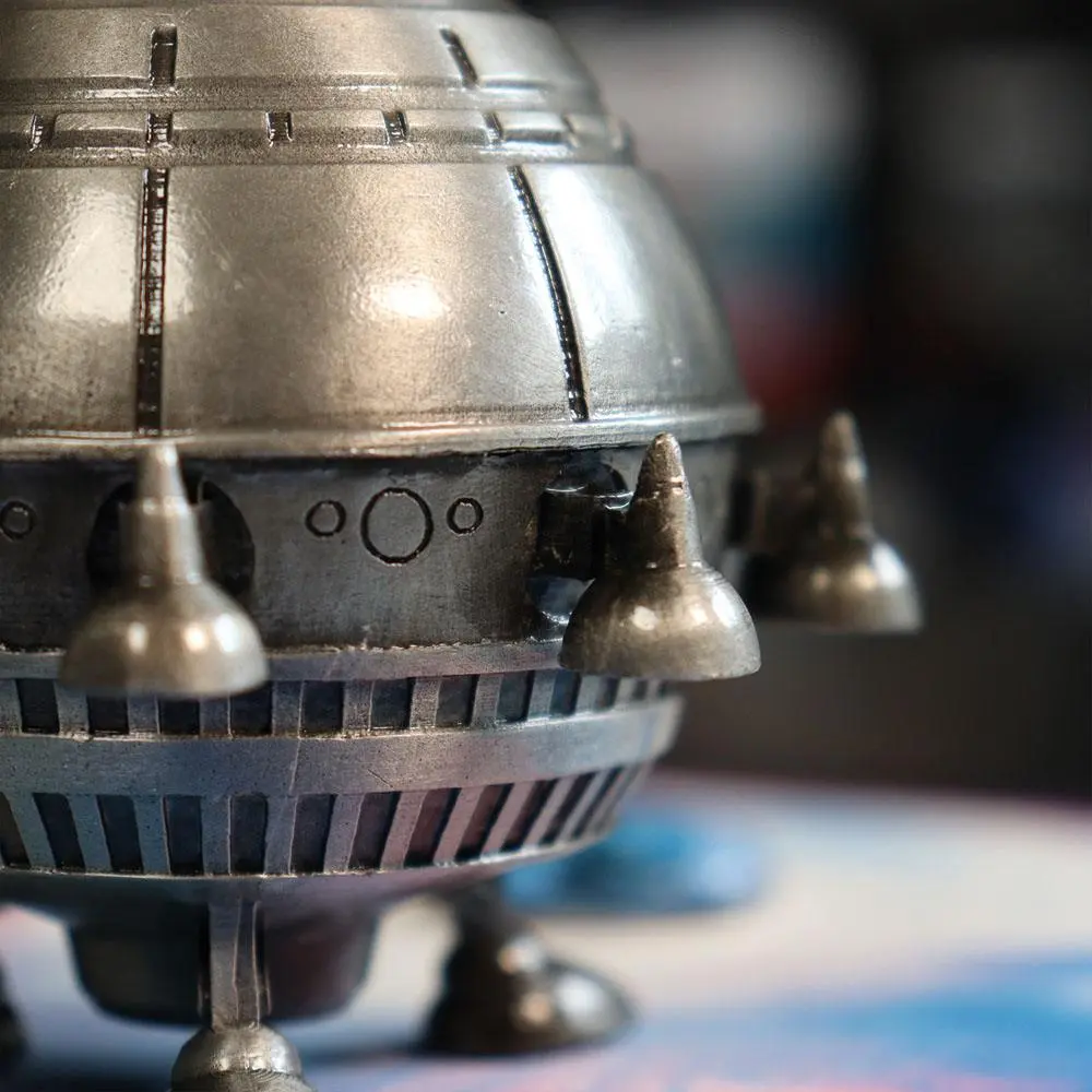 E.T Scaled Replica 40th Anniversary Spaceship Limited Edition 9 cm product photo