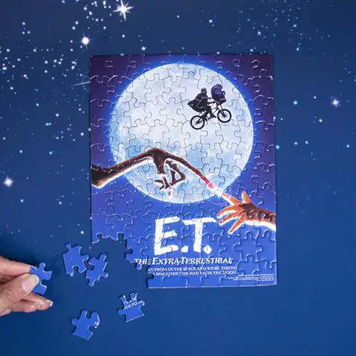 E.T. the Extra-Terrestrial Mug & Jigsaw Puzzle Set product photo