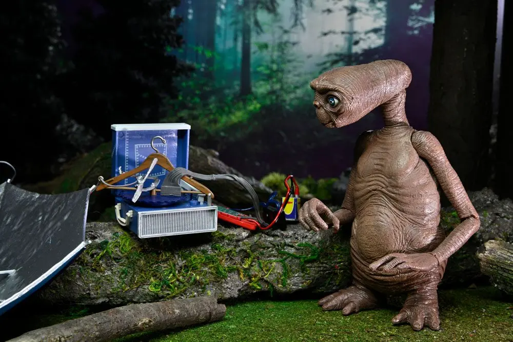 E.T. the Extra-Terrestrial Action Figure Ultimate Deluxe E.T. 11 cm termékfotó