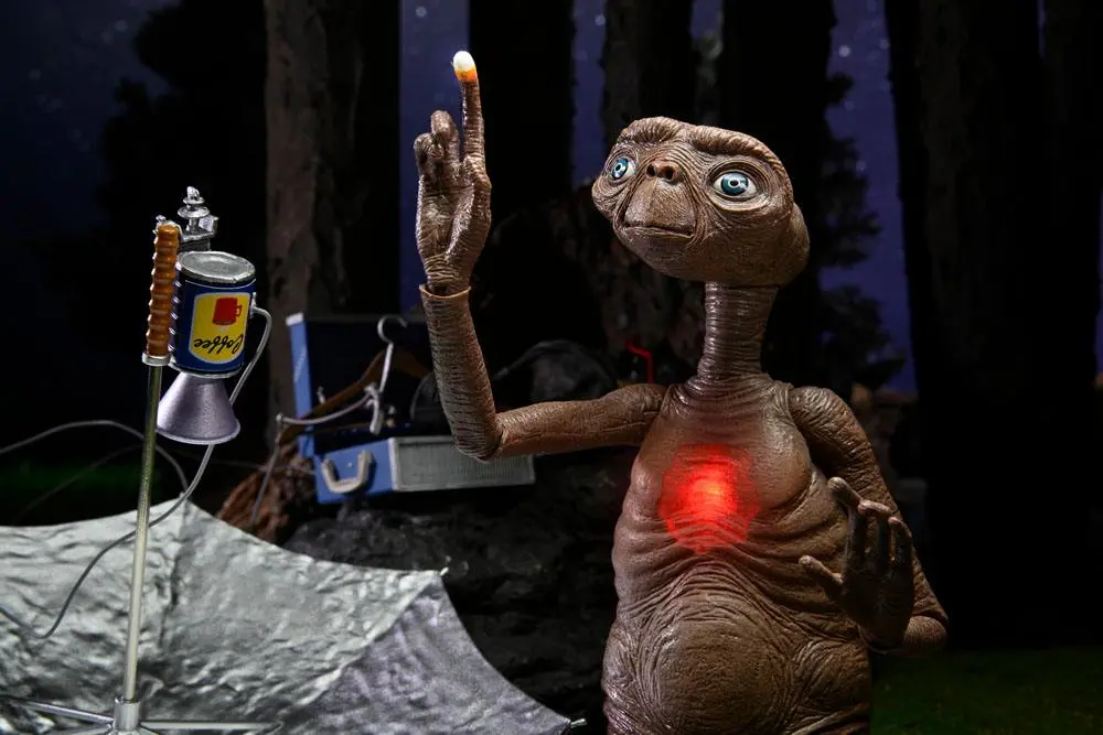 E.T. the Extra-Terrestrial Action Figure Ultimate Deluxe E.T. 11 cm product photo