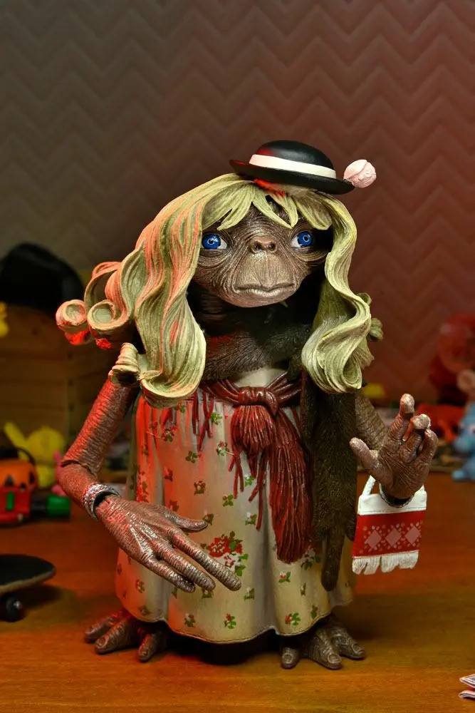 E.T. the Extra-Terrestrial Action Figure Ultimate Dress-Up E.T. 11 cm termékfotó