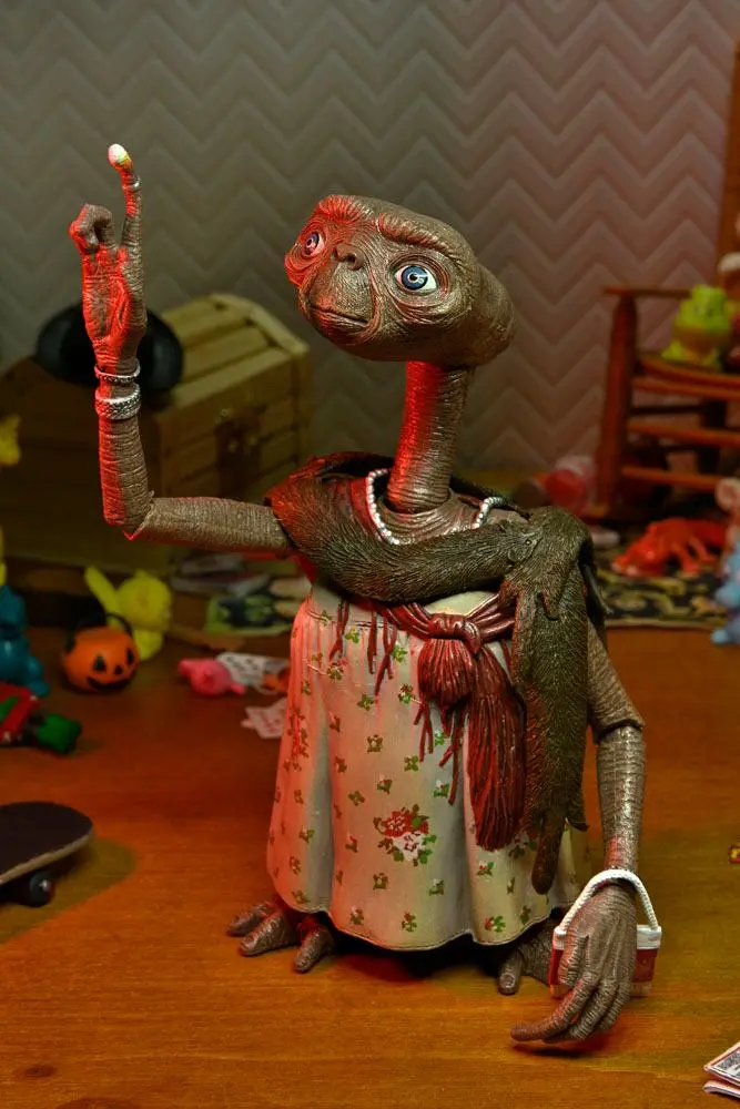 E.T. the Extra-Terrestrial Action Figure Ultimate Dress-Up E.T. 11 cm termékfotó