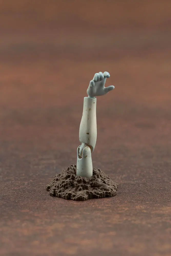 End of Heroes Plastic Model Kit 1/24 Zombinoid Fallen Queen 7 cm product photo