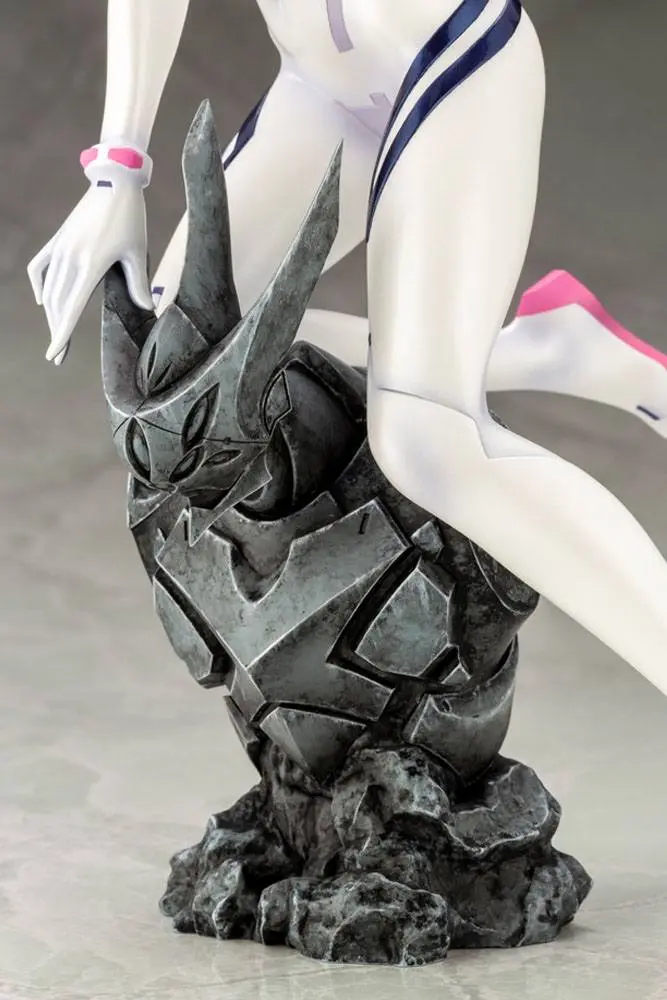 Evangelion 4 PVC Statue 1/6 Mari Makinami Illustrious White Plugsuit Ver. 24 cm product photo
