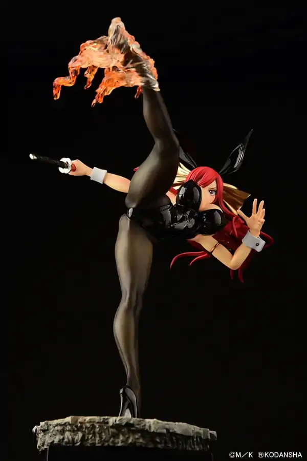 Fairy Tail Statue 1/6 Erza Scarlet High Kick Black Bunny Ver. 37 cm termékfotó