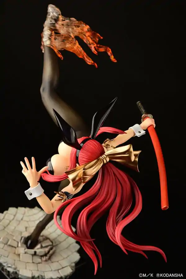 Fairy Tail Statue 1/6 Erza Scarlet High Kick Black Bunny Ver. 37 cm termékfotó