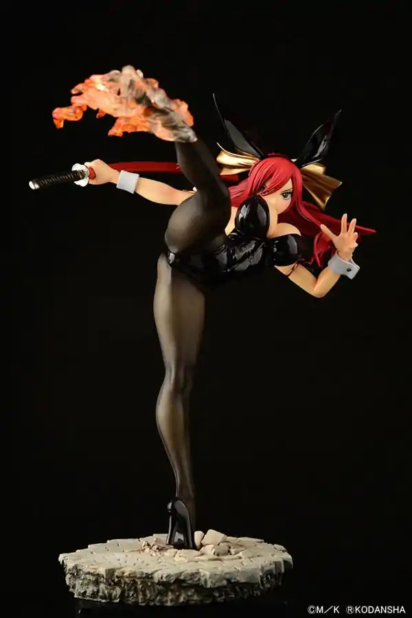 Fairy Tail Statue 1/6 Erza Scarlet High Kick Black Bunny Ver. 37 cm termékfotó