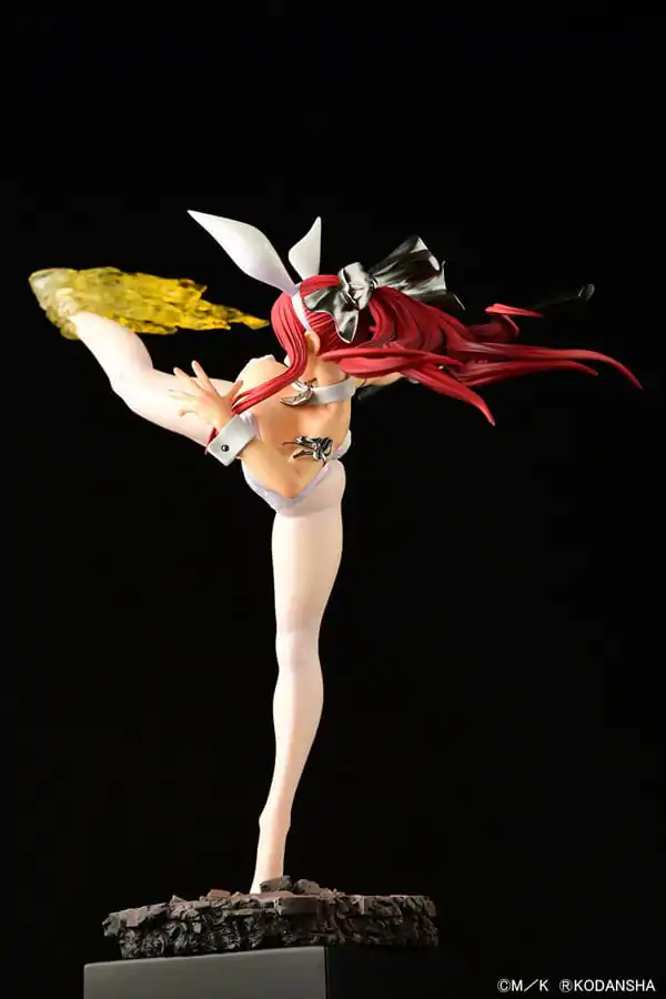 Fairy Tail Statue 1/6 Erza Scarlet High Kick White Bunny Ver. 37 cm termékfotó