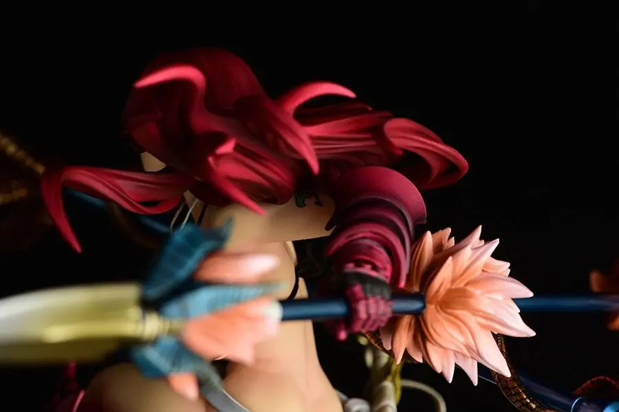 Fairy Tail Statue 1/6 Erza Scarlet the Knight Ver. Another Color Crimson Armor 31 cm product photo