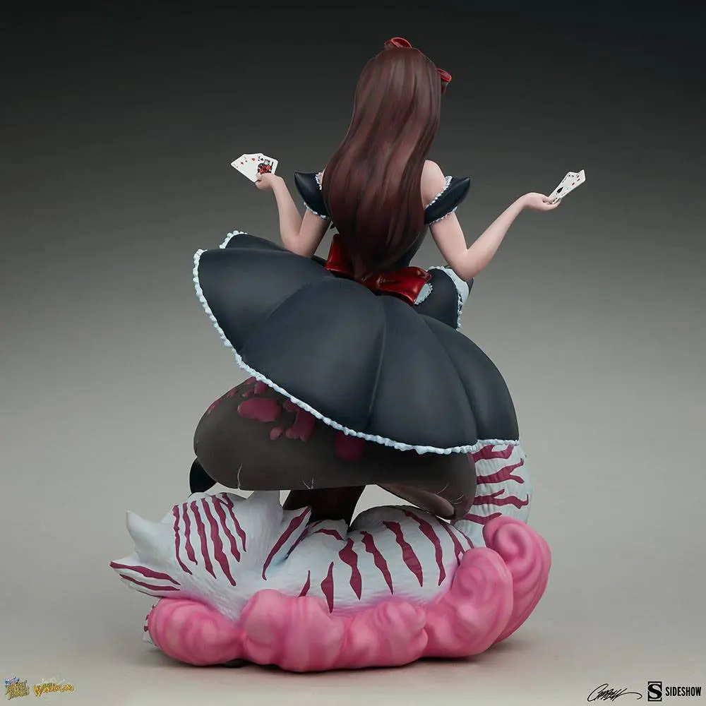 Fairytale Fantasies Collection Statue Alice in Wonderland Game of Hearts Edition 34 cm product photo
