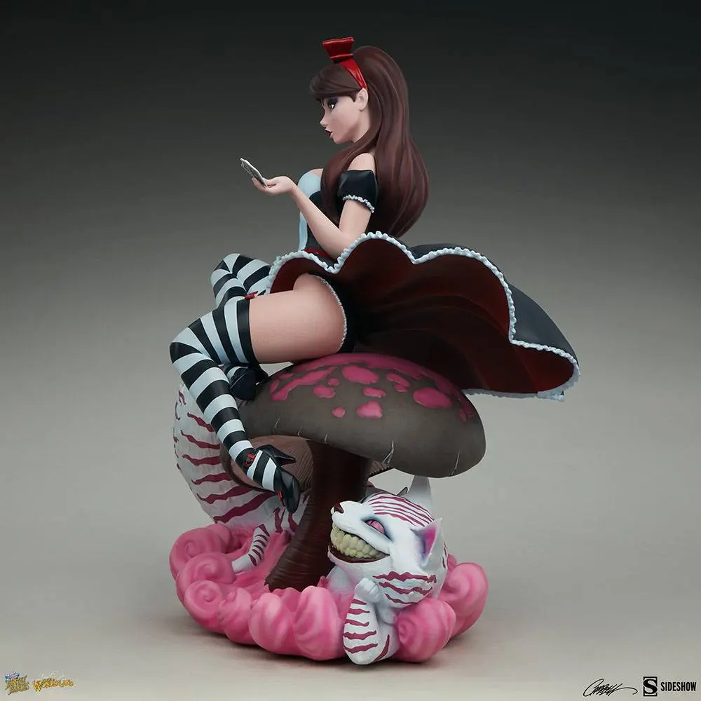 Fairytale Fantasies Collection Statue Alice in Wonderland Game of Hearts Edition 34 cm product photo