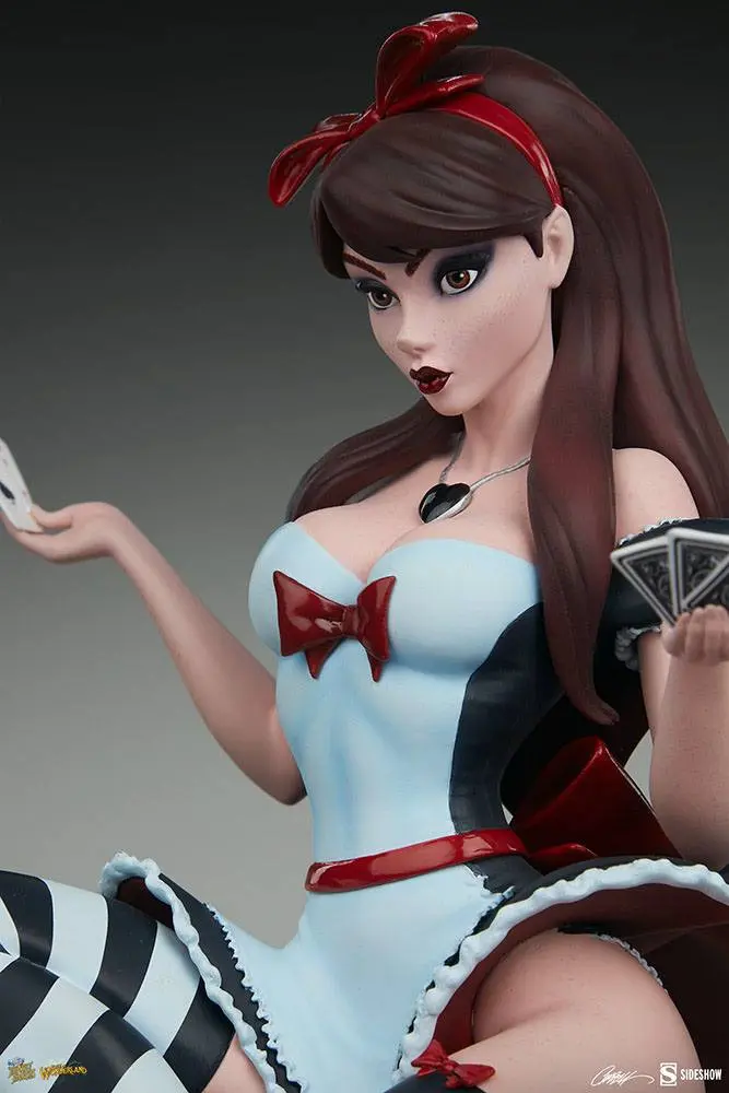 Fairytale Fantasies Collection Statue Alice in Wonderland Game of Hearts Edition 34 cm product photo