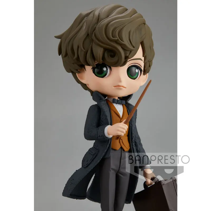 Fantastic Beasts Newt Scamander Ver.A Q posket figure 14cm product photo