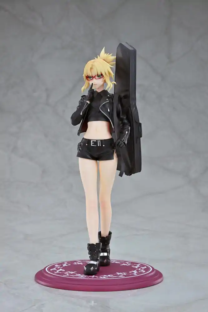 Fate/Apocrypha PVC Statue 1/7 Red Saber (Mordred) Original Glasses Model Ver. 22 cm termékfotó