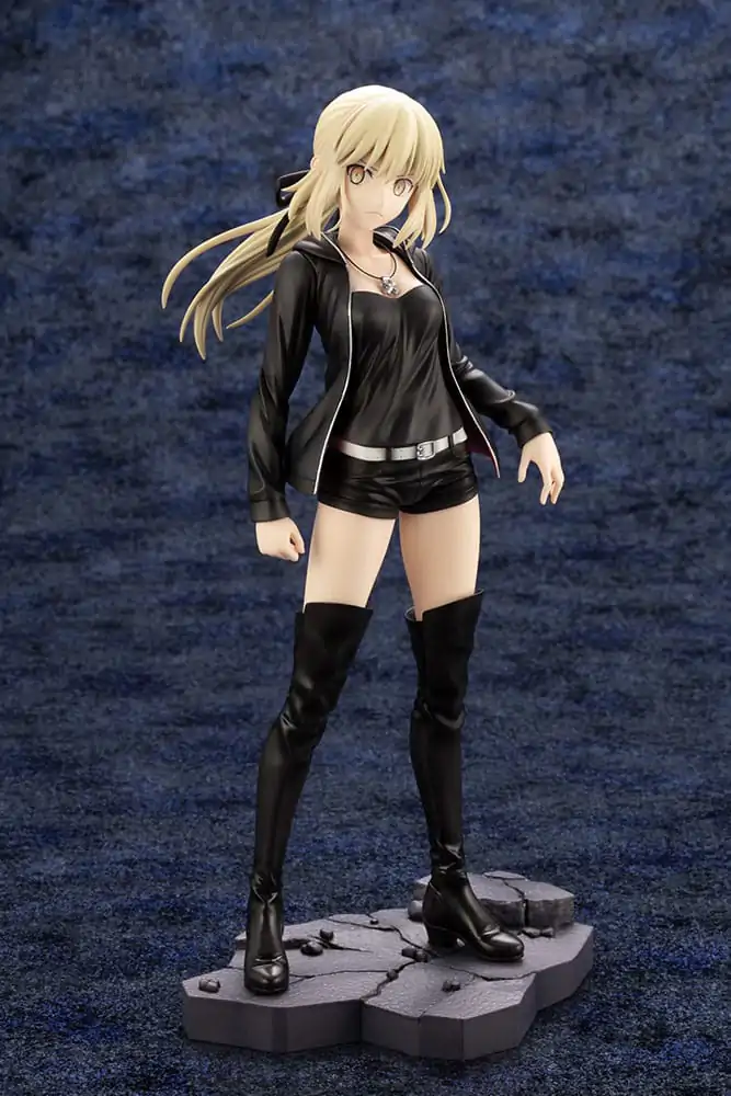 Fate/Grand Order PVC Statue 1/7 Saber/Altria Pendragon (Alter) Casual Ver. 24 cm termékfotó