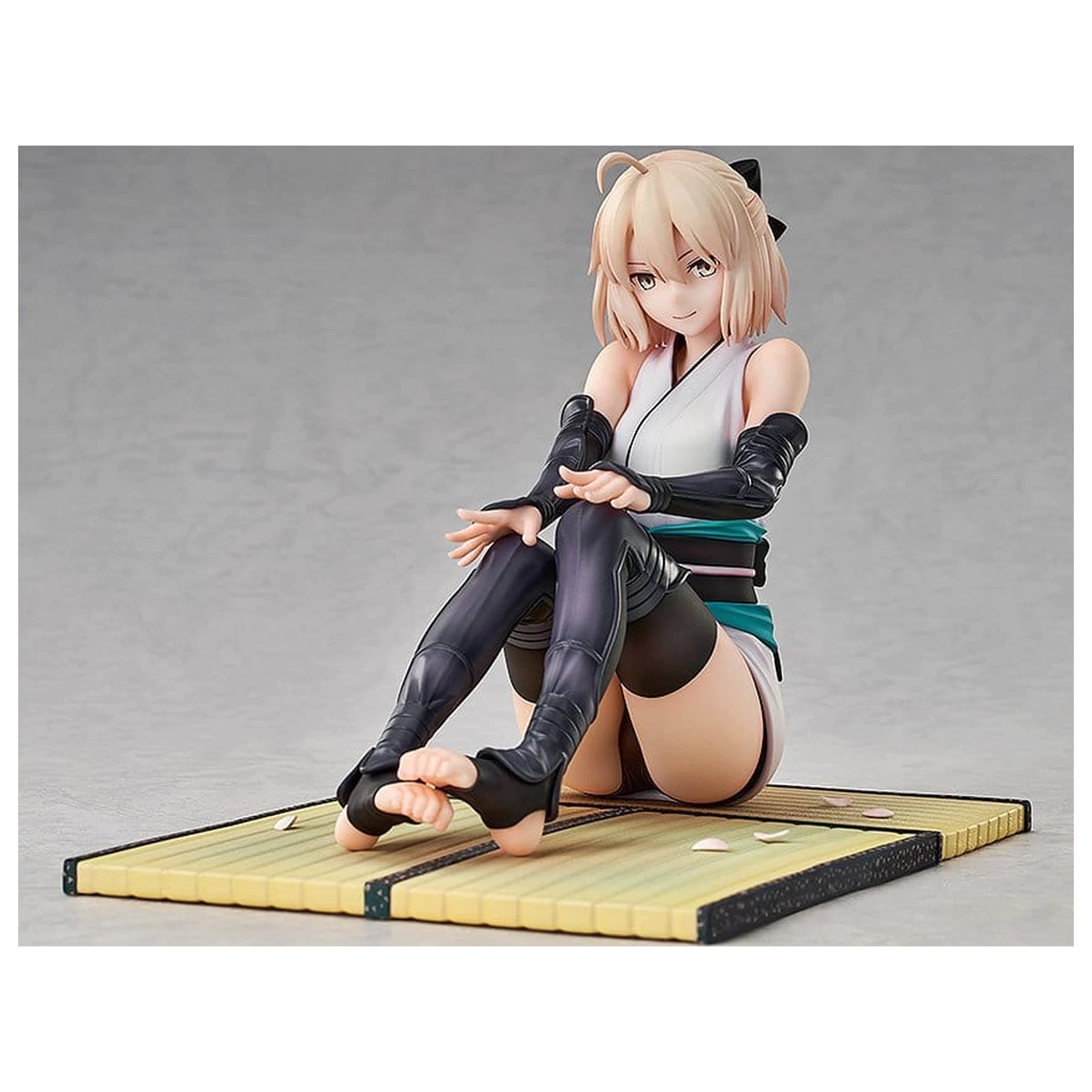 Fate/Grand Order PVC Statue 1/7 Saber Class servant Okita Souji Final Ascension Ver. 14 cm      product photo