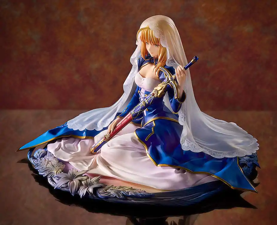 Fate/Grand Order PVC Statue 1/7 Saber Garden of Avalon 14 cm product photo
