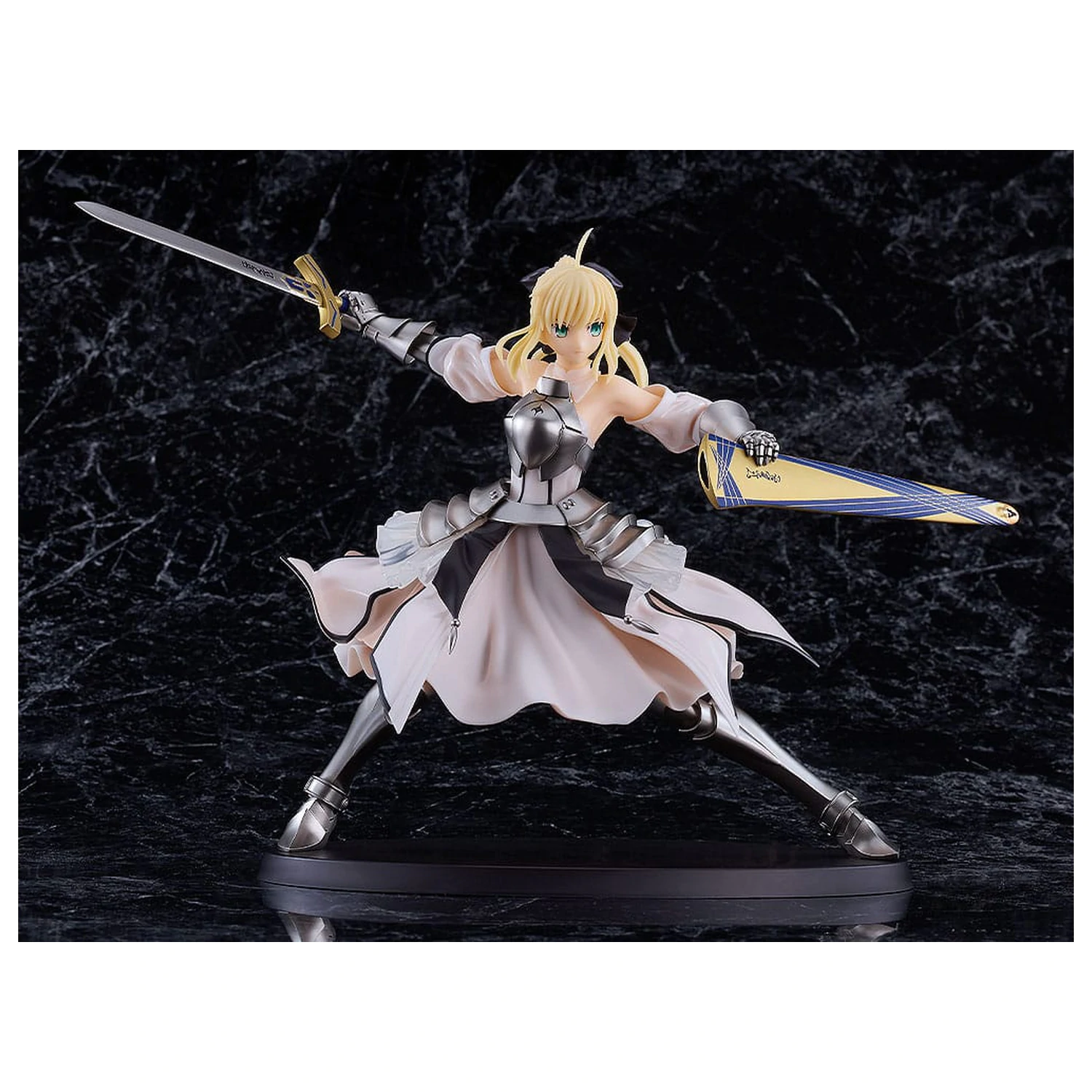 Fate/Stay Night Plamatea Plastic Model Kit Reincarnation Saber Lily Distant Avalon 20 cm        product photo