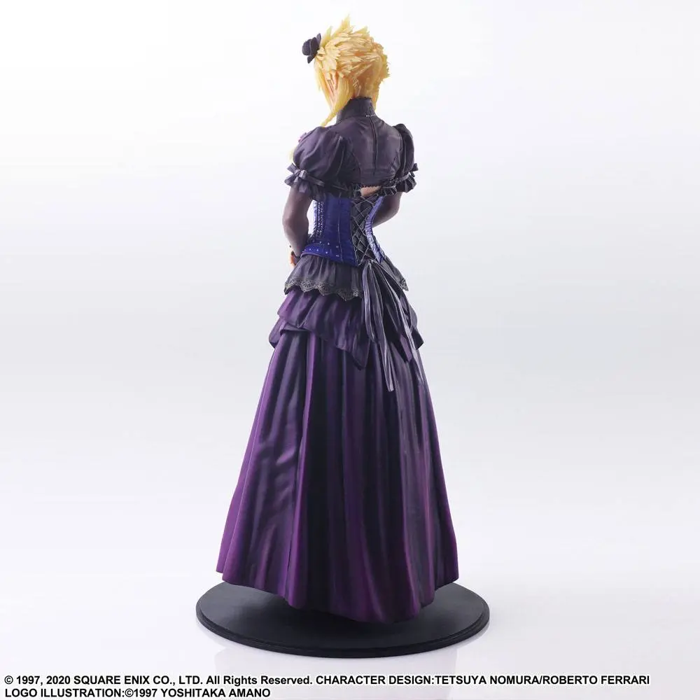 Final Fantasy VII Remake Static Arts Gallery Statue Cloud Strife Dress Ver. 28 cm termékfotó