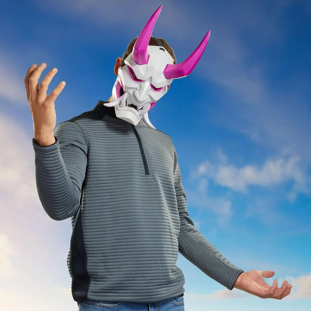Fortnite Victory Royale Series Mask Fade product photo
