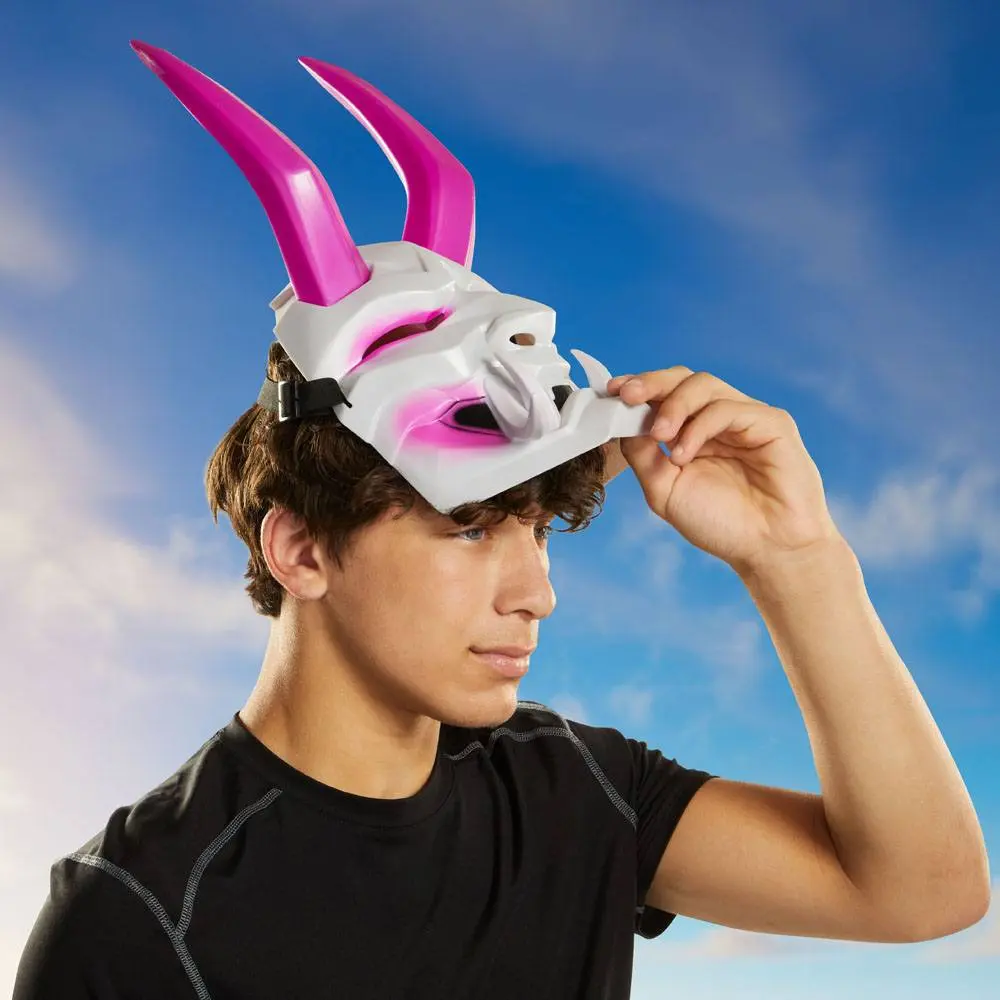 Fortnite Victory Royale Series Mask Fade product photo