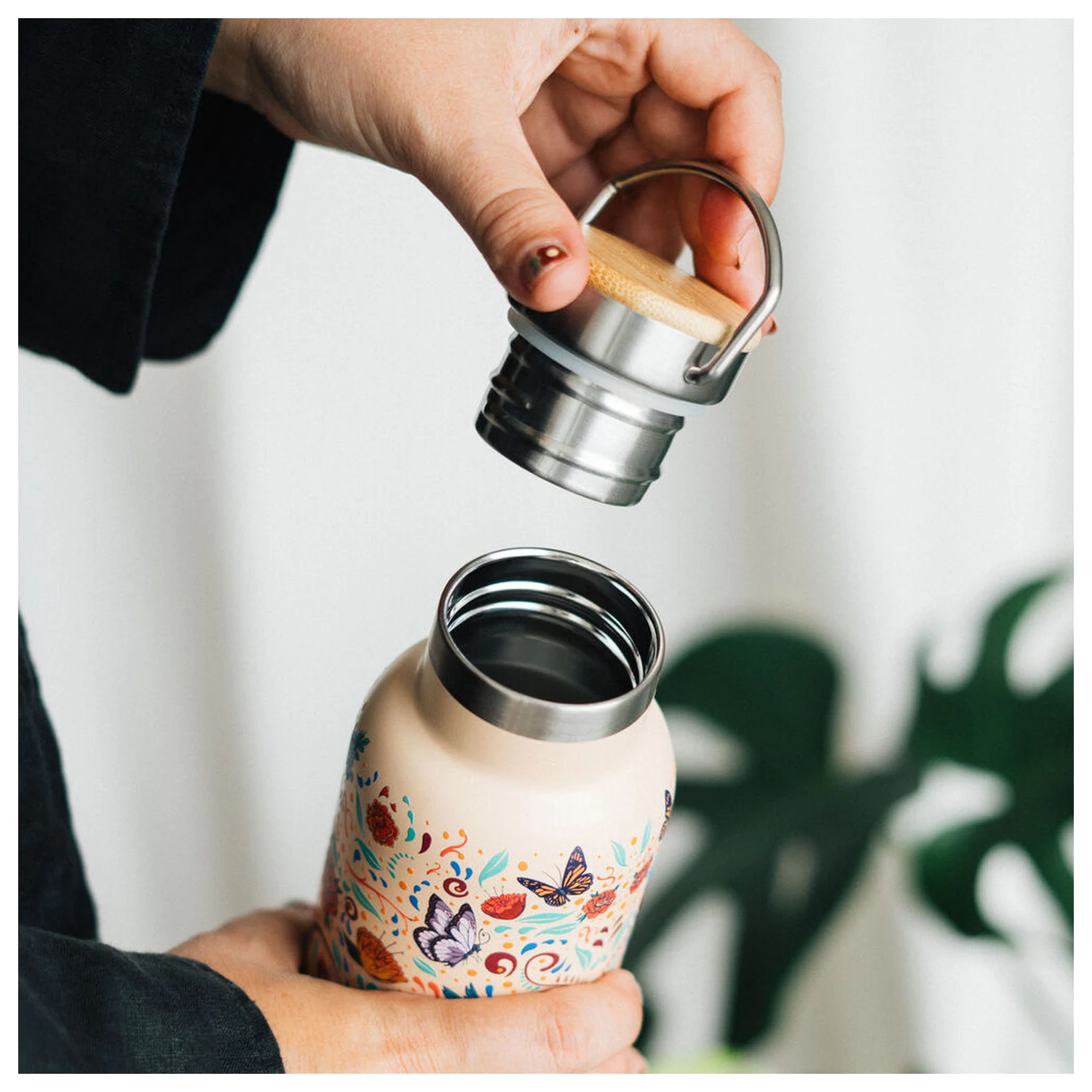 Frida Kahlo Long Live Life Stainless steel bottle 500ml product photo