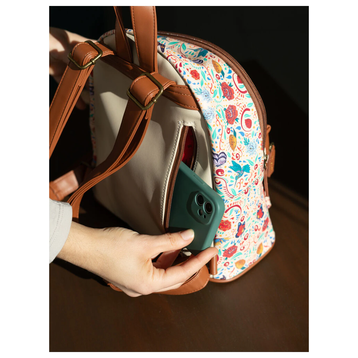 Frida Kahlo Long Live Life backpack 27cm product photo