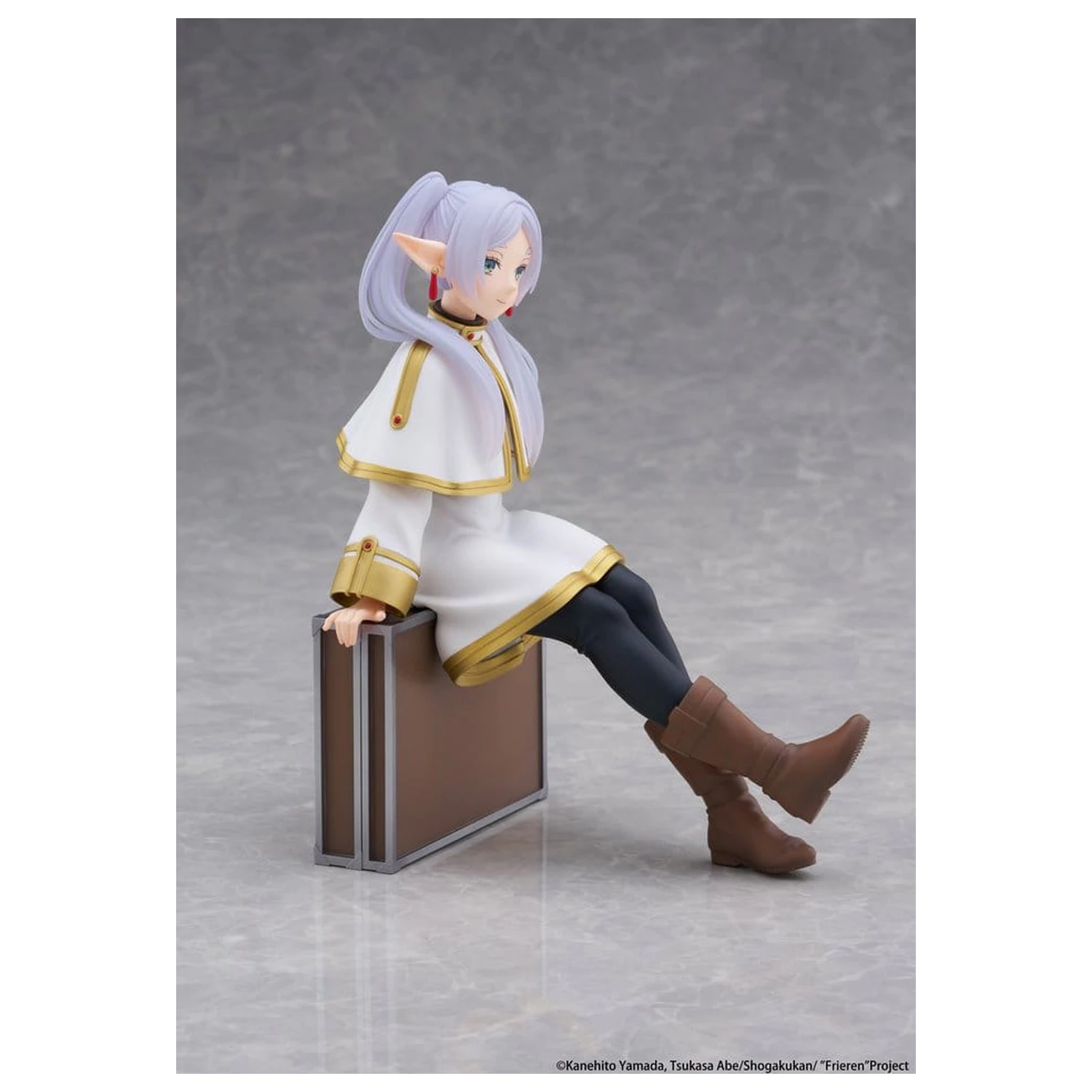 Frieren: Beyond Journey's End PVC Figure Desktop Cute Frieren (Trunk Case Ver.) Reissue 13 cm product photo