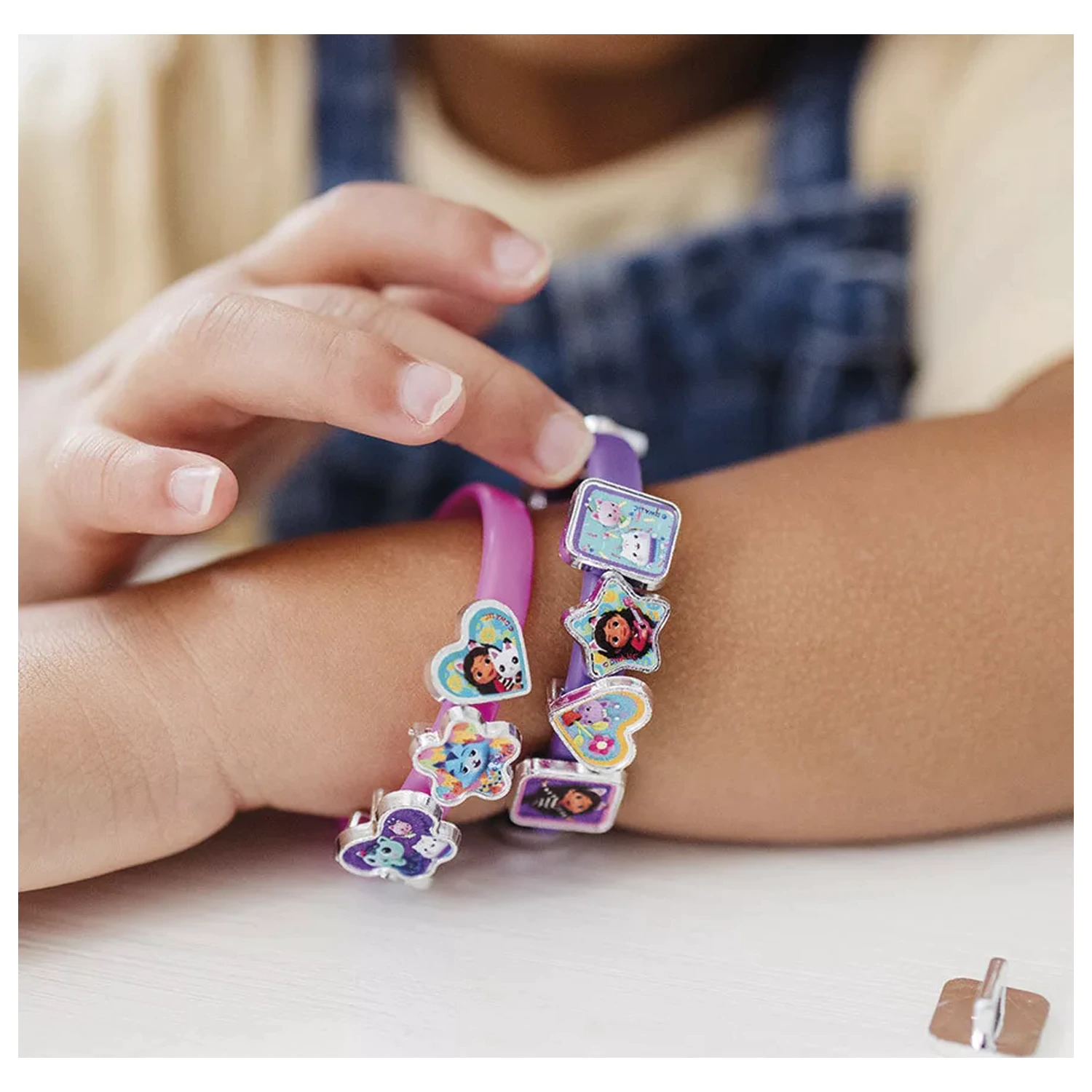 Gabi's Dollhouse Cats Bracelet Making Kit product photo