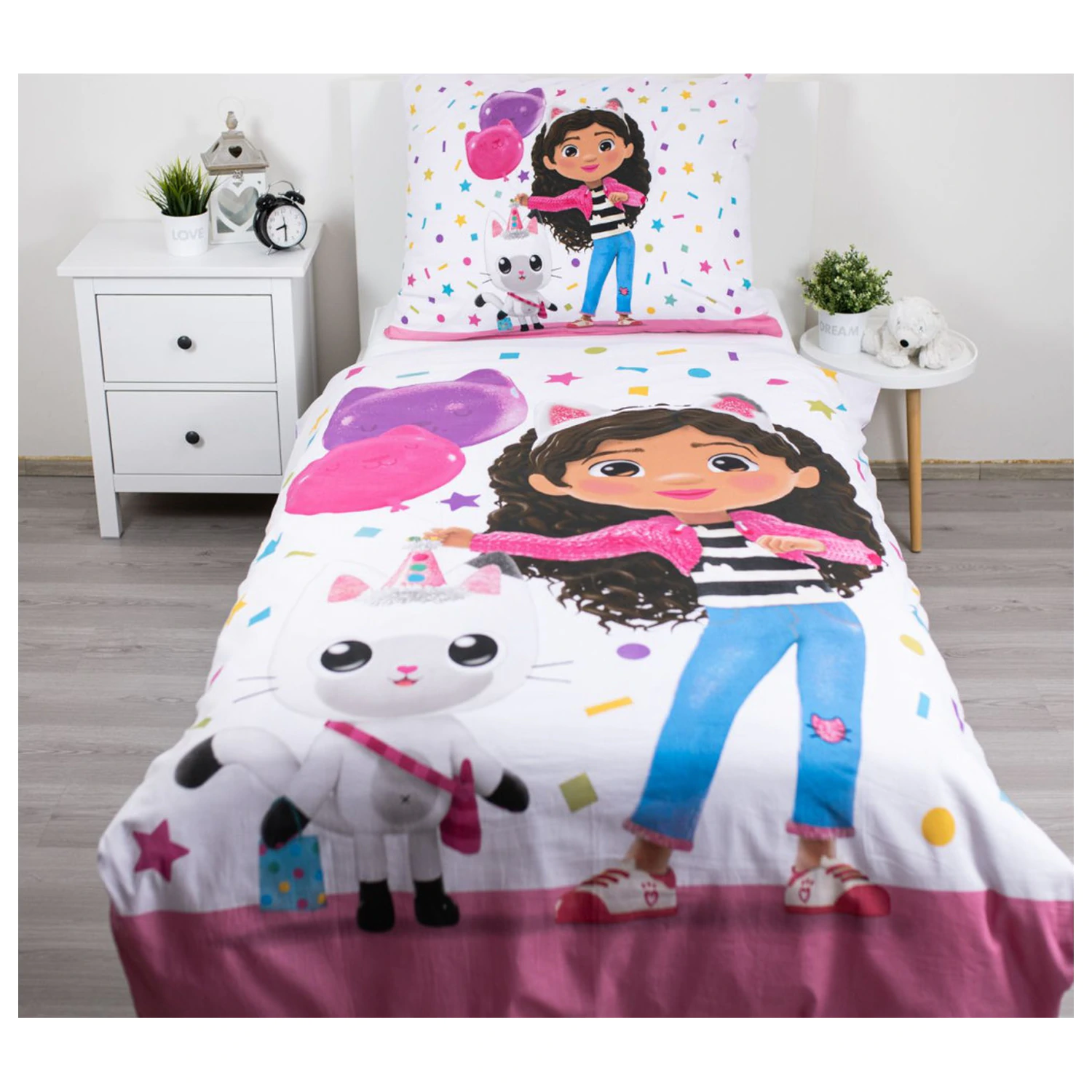 Gabi's Dollhouse Confetti Duvet Cover product photo