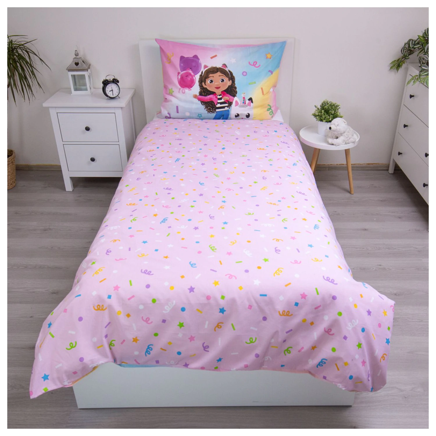 Gabi's Dollhouse Rainbow Duvet Cover product photo