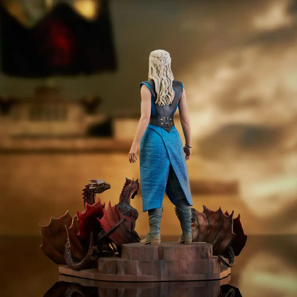 Game of Thrones Deluxe Gallery PVC Statue Daenerys Targaryen 24 cm product photo