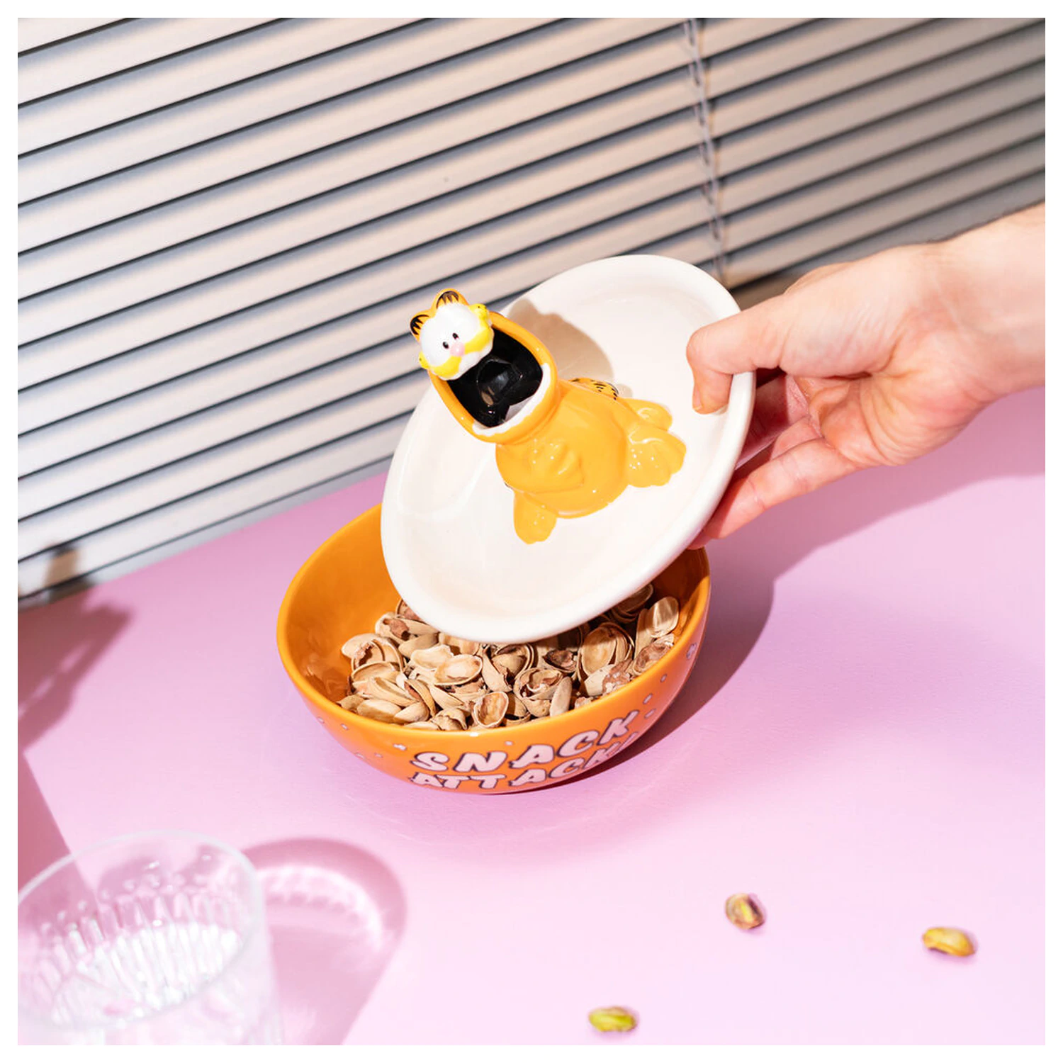 Garfield 3D Bowl Snack product photo