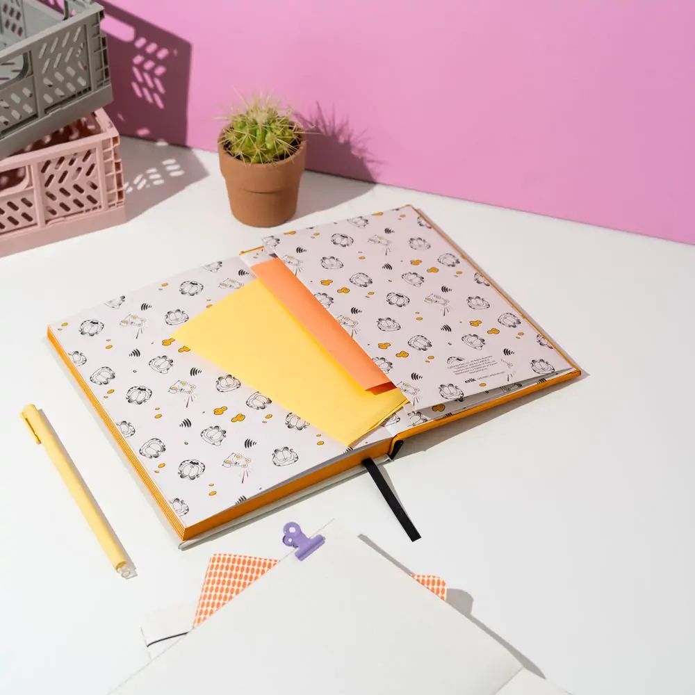 Garfield A5 premium notebook product photo