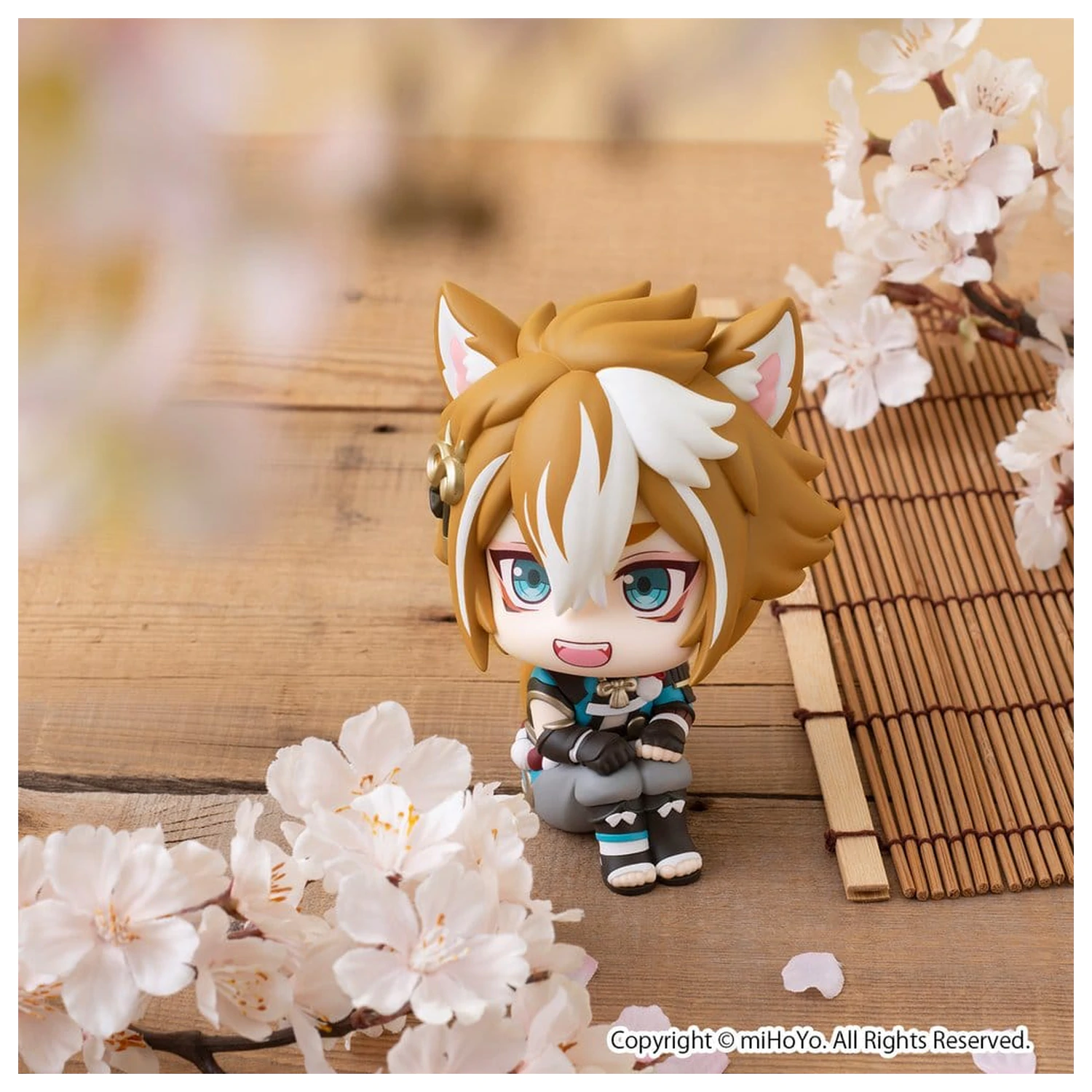 Genshin Impact Look Up PVC Statue Gorou 11 cm (with gift)                  product photo